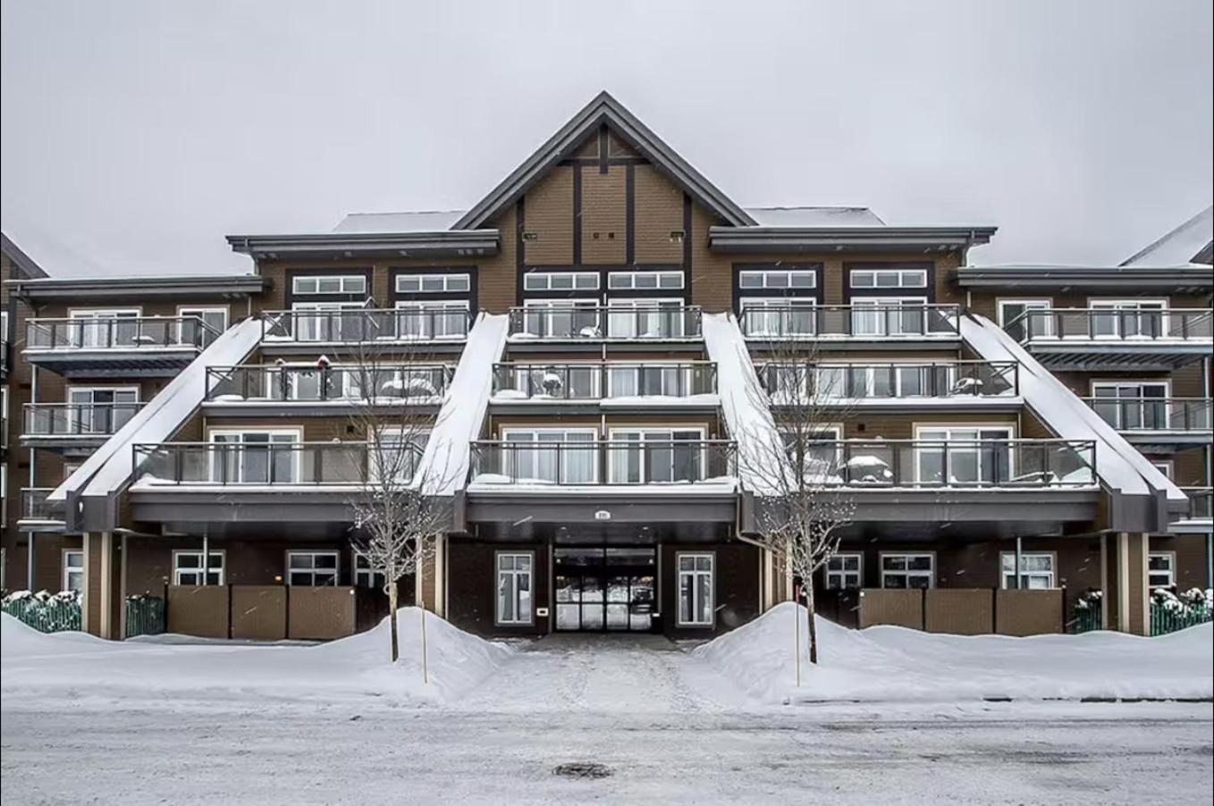 Initial - Olympique - Mont-Sainte-Anne Apartment Beaupre Exterior photo
